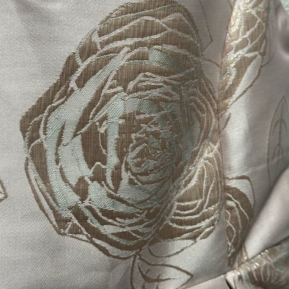 Children’s place pink rose print dress 10 - Picture 3 of 6